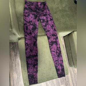 Lululemon Purple Tie Dye 7/8 Leggings